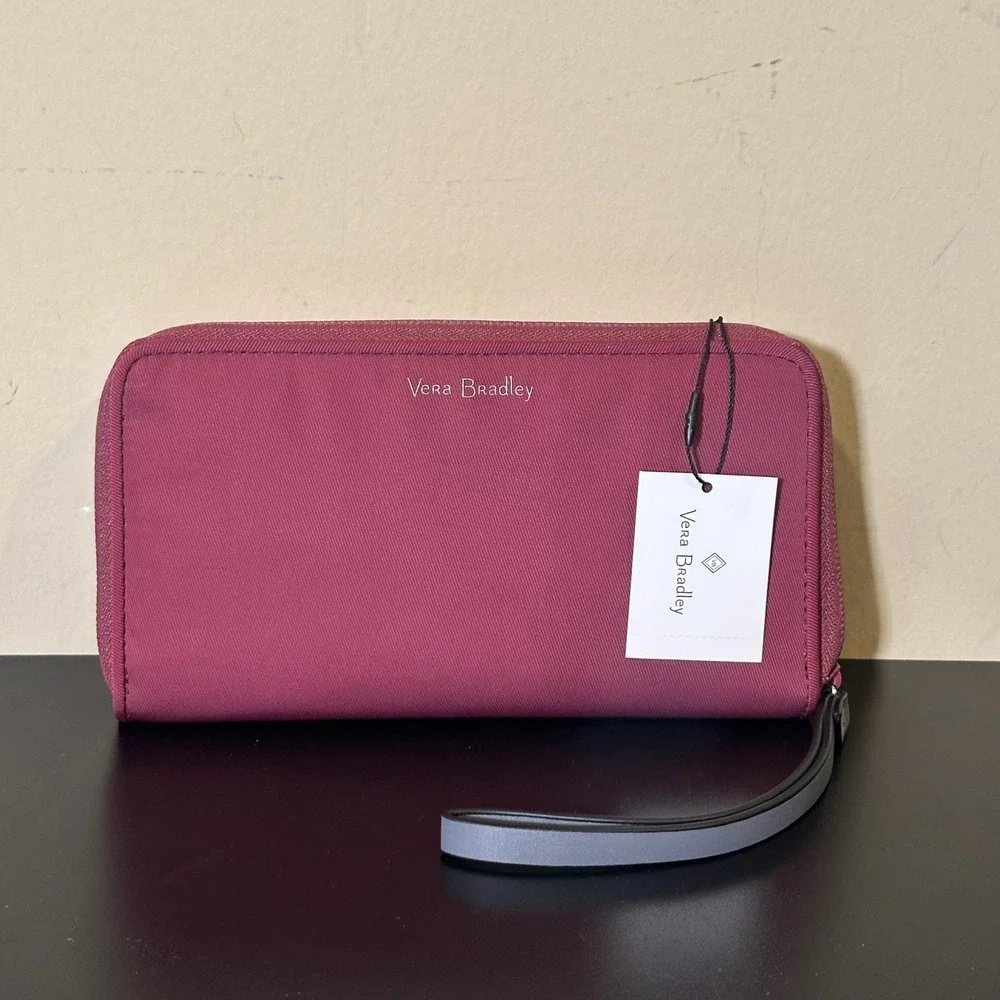 Vera Bradley Wristlet Wallet NWT